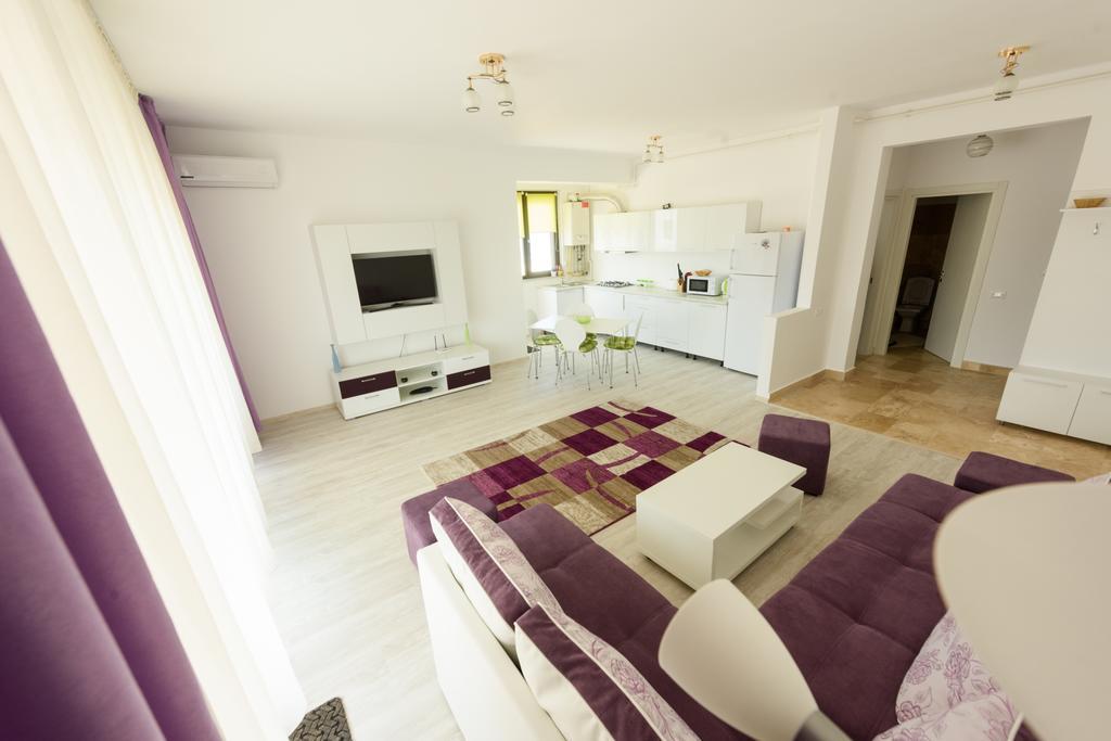 Purple Sun Apartment Navodari Exterior photo