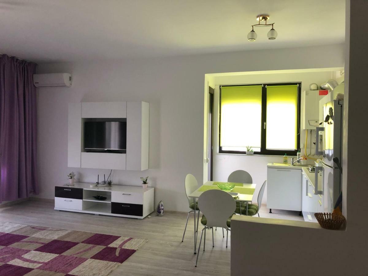 Purple Sun Apartment Navodari Exterior photo